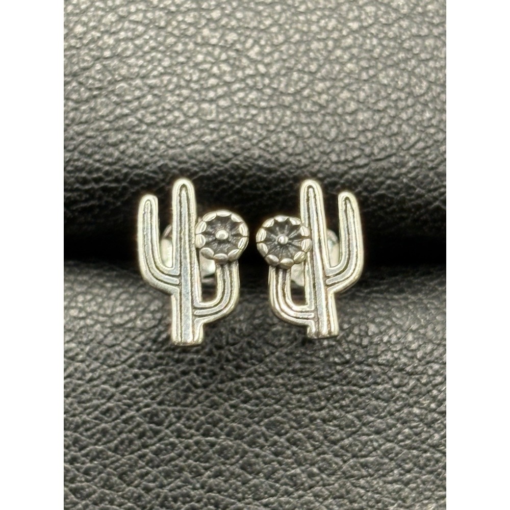 New Condition Sterling Silver Cactus Desert Stud Earrings 925 H25